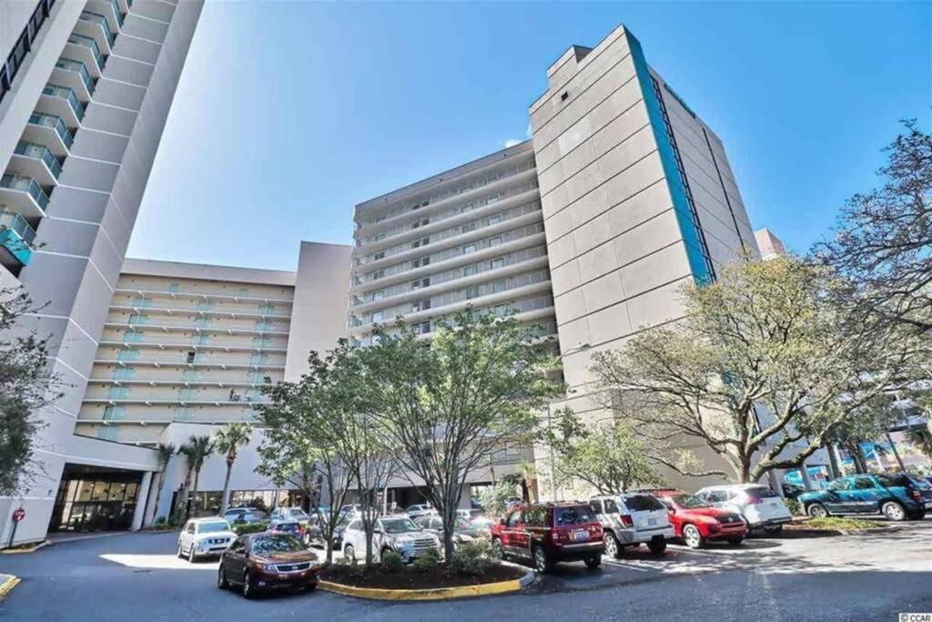 *Renovated Oceanfront Condo*Queen Beds*Pools*Hot Tubs*More*P220 Myrtle Beach Eksteriør bilde