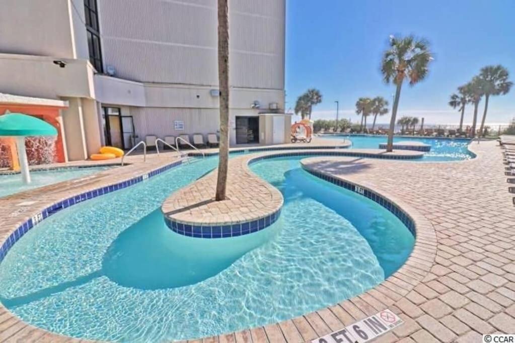 *Renovated Oceanfront Condo*Queen Beds*Pools*Hot Tubs*More*P220 Myrtle Beach Eksteriør bilde